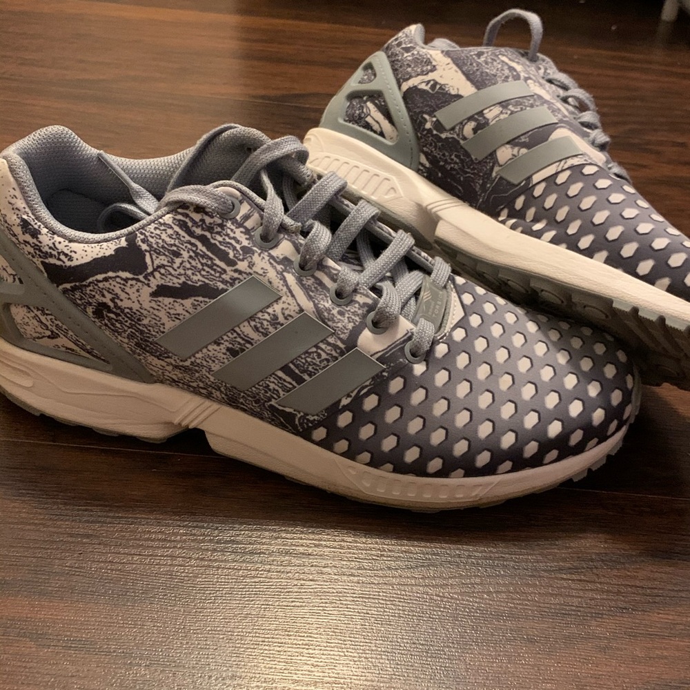 Adidas torsion flux sneakers- rare pattern
